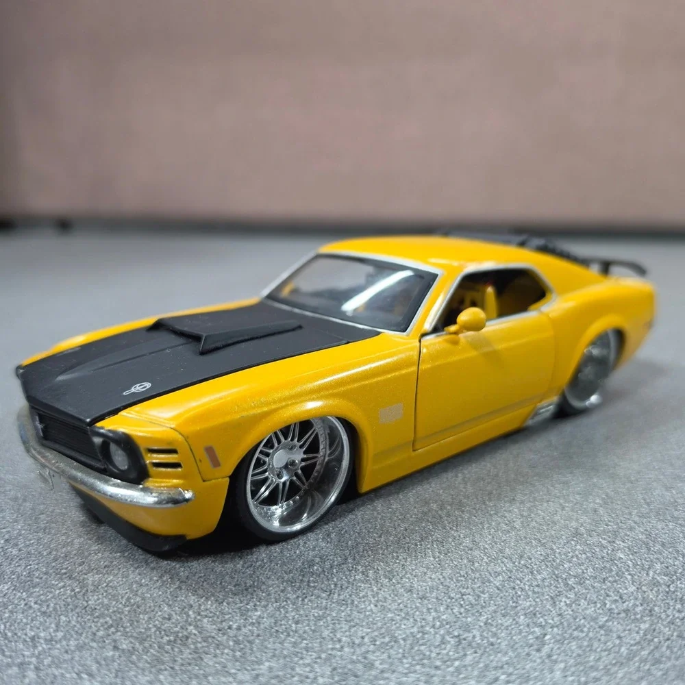 Jada Toys Bigtime Muscle 1970 Ford Mustang Boss 429 1:24 Yellow Fair Custom